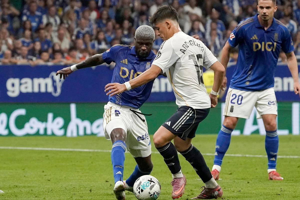 赛前里尔调整名单以备西甲；手感冰凉环节打磨；目标明确；身体对抗强度拉满的简单介绍